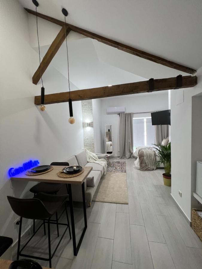 Suites Chic Эренсия Экстерьер фото